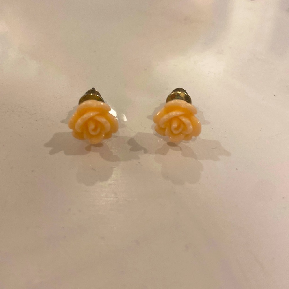 Rose earrings